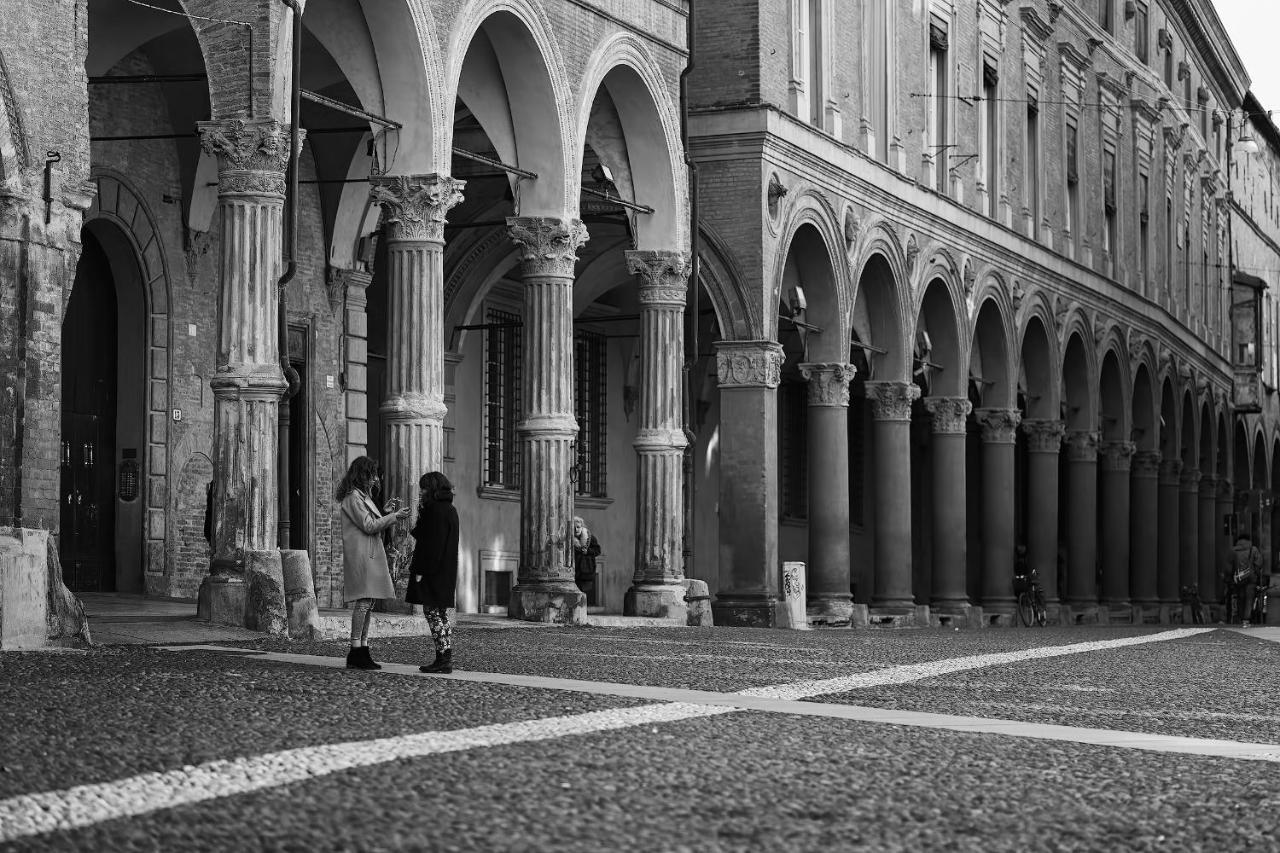 Little Secret Apartment By Wonderful Italy Болонья Экстерьер фото